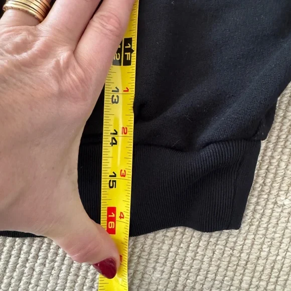 Reformation jeans cropped sweatshirt - Picture 6 of 8